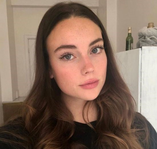 Elena R